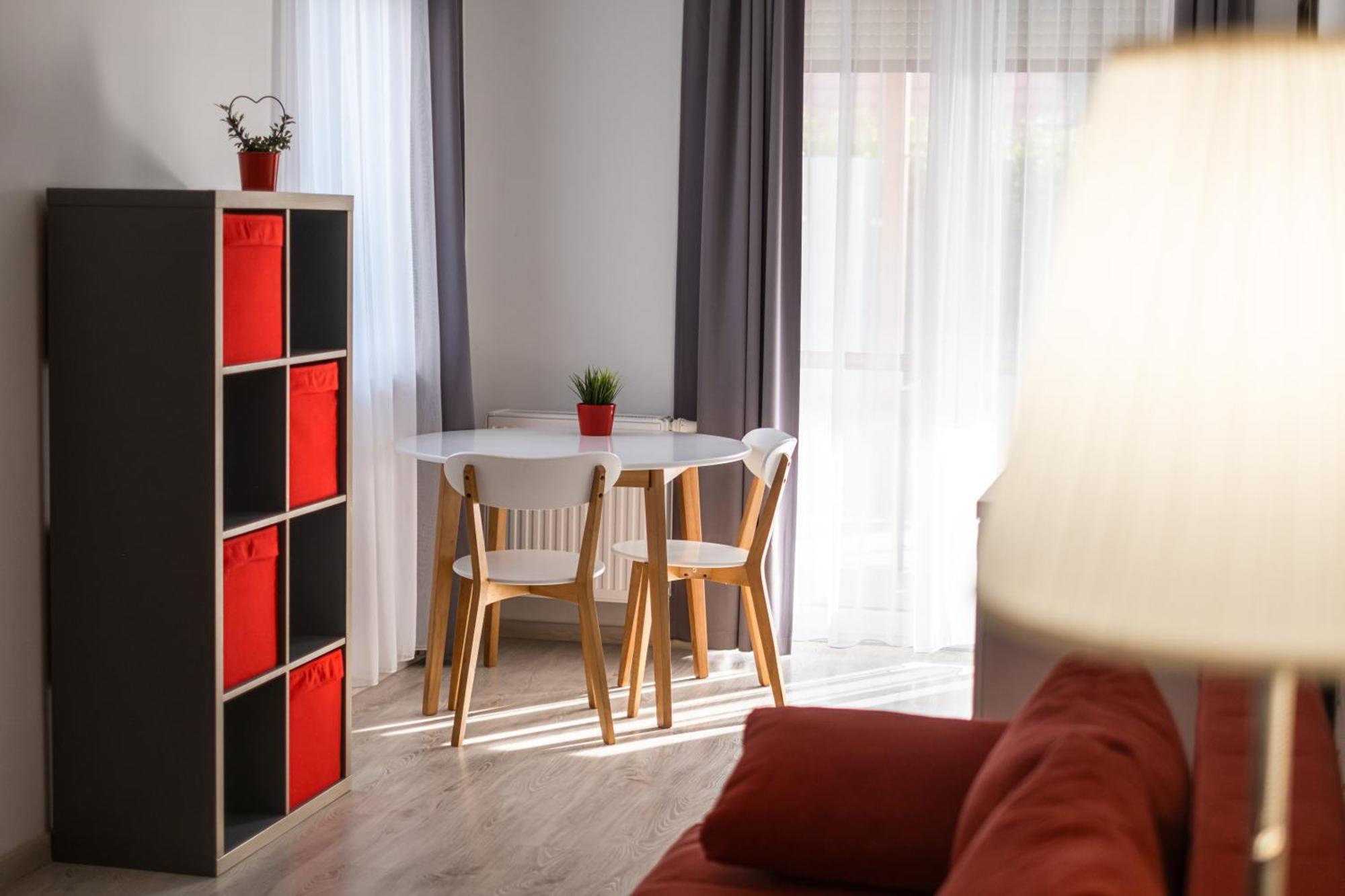 Aranymandula Apartmanok บาลาโตนาคาลิ ภายนอก รูปภาพ