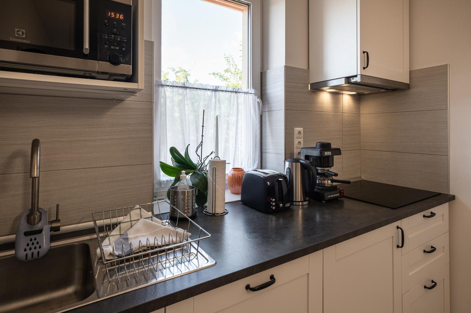 Aranymandula Apartmanok บาลาโตนาคาลิ ภายนอก รูปภาพ