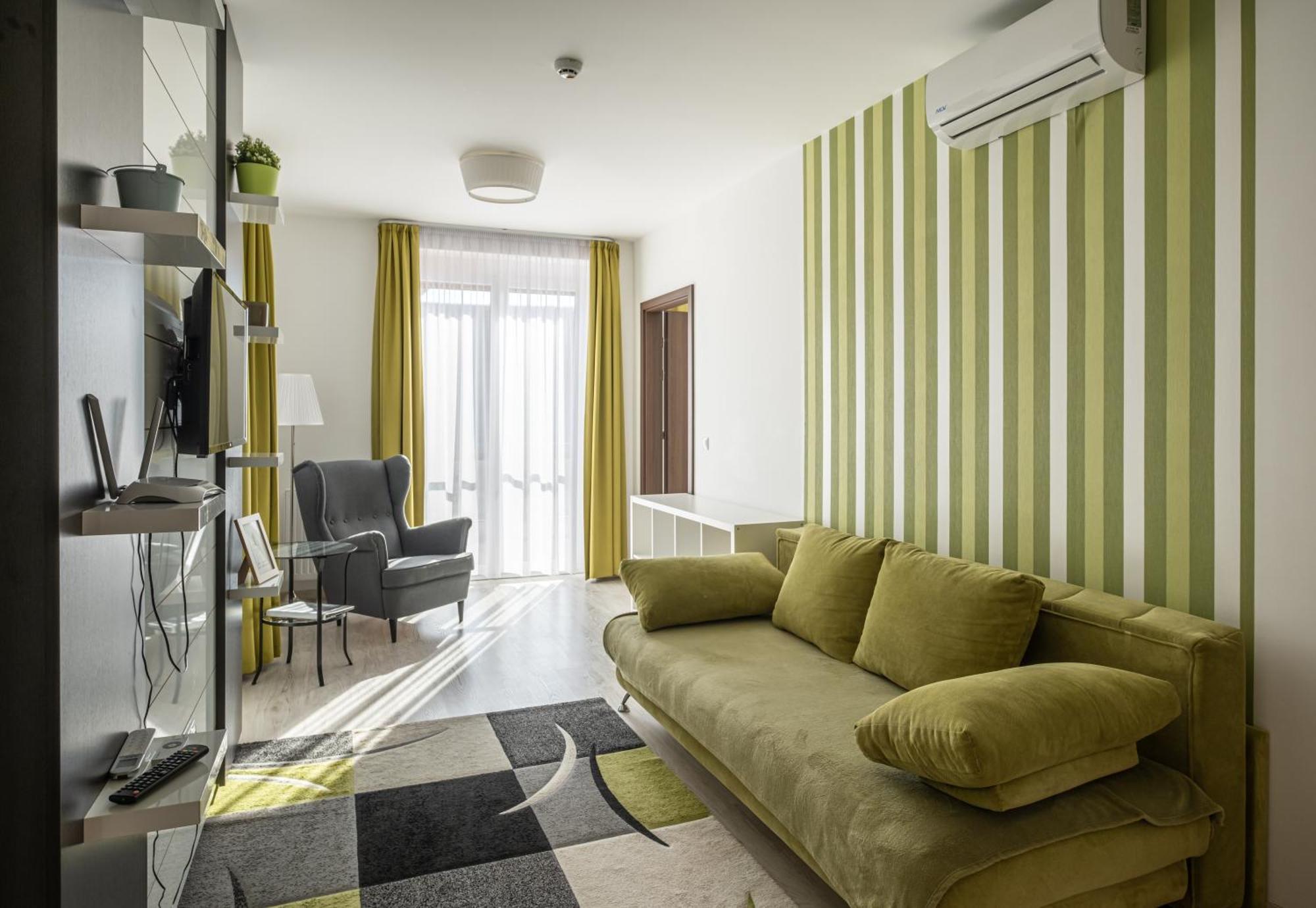 Aranymandula Apartmanok บาลาโตนาคาลิ ภายนอก รูปภาพ